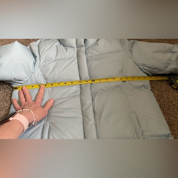 Women’s GAP down filled powder blue color puffer jacket. - Picture 9 of 11